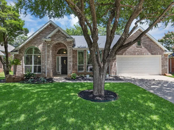 1831 Parkwood Dr, Grapevine, TX 76051