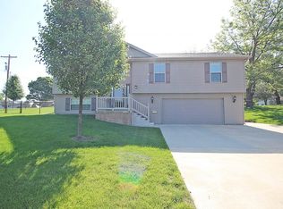 2990 N Norwood Ave, Decatur, IL 62526