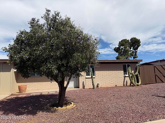 2nd image of 6711 E Nicaragua Dr