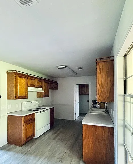 415 Linda Ln — Photo 7