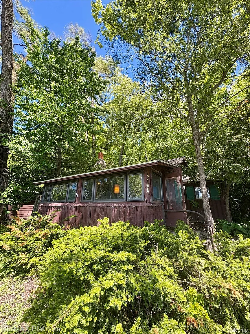 3788 Cedar Point Rd photo 1