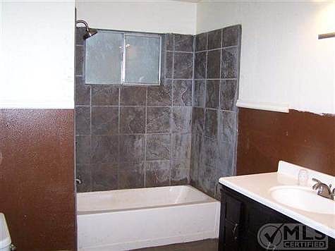 5th image of 110 Tanbark Ln