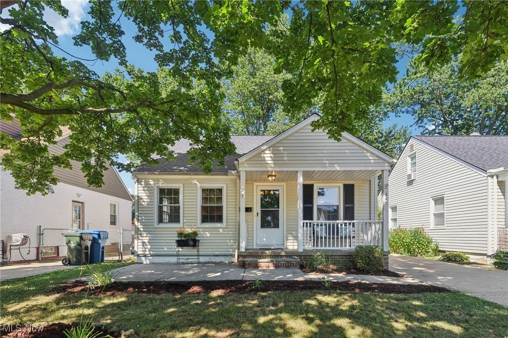Real estate listing image