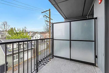 3455 Hastings St E — Photo 62