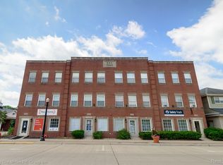 231 Main St, Belleville, MI 48111