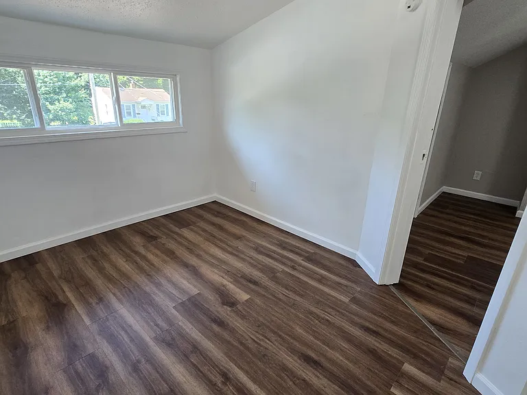 3532 Fullerton Ave — Photo 61
