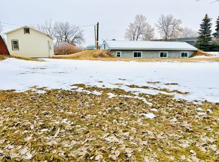 205 9th St S, New Salem, ND 58563