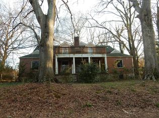 1402 Carnegie Ave, East Pt, GA