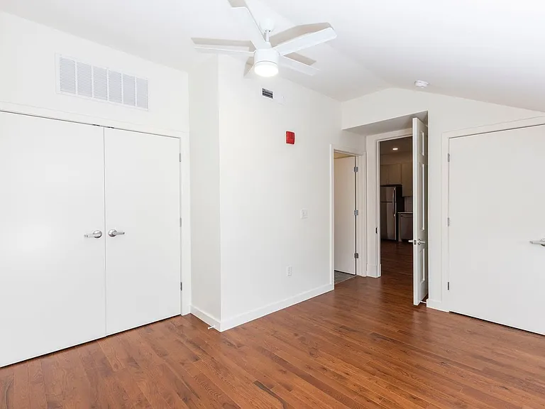 1425 Main Street — Photo 18