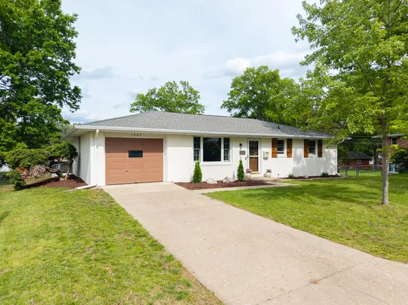 1804 Parklawn Dr, Columbia, MO 65202