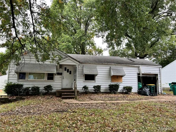 10519 Repose Dr, Saint Louis, MO 63137