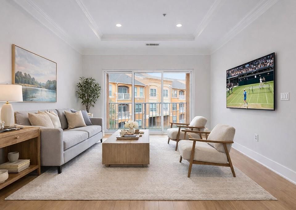 1st image of 10 Perimeter Summit Blvd #4444