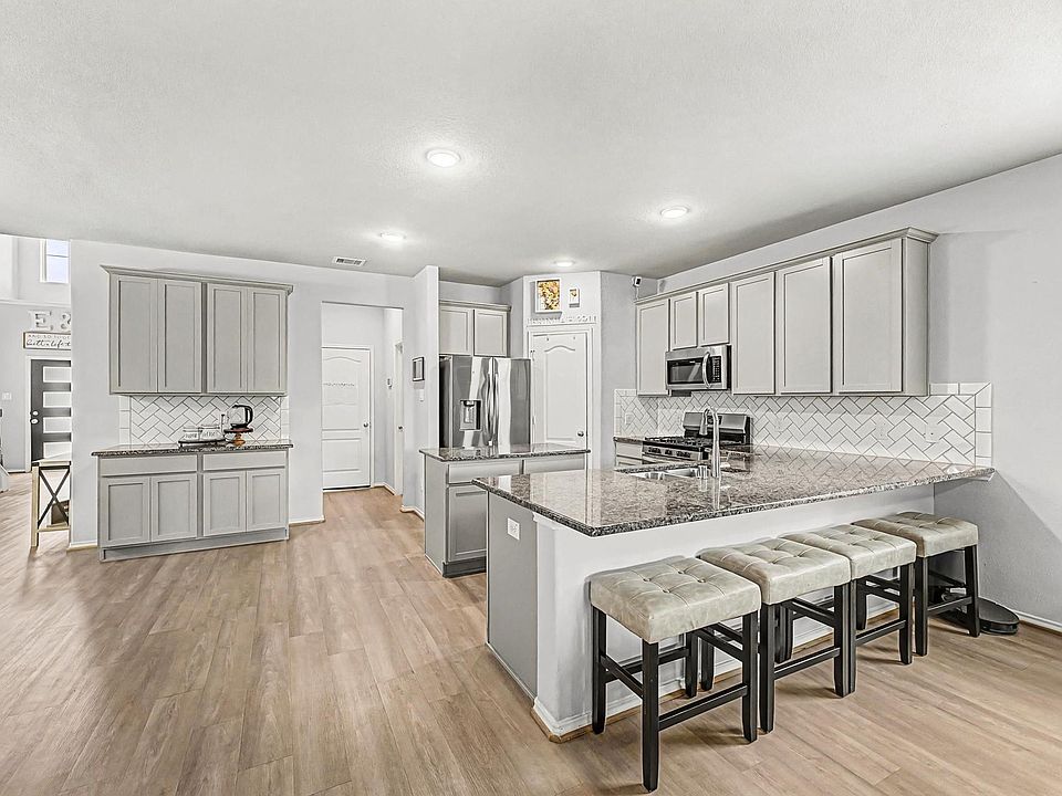 1st image of 21254 Catalina Palm Dr