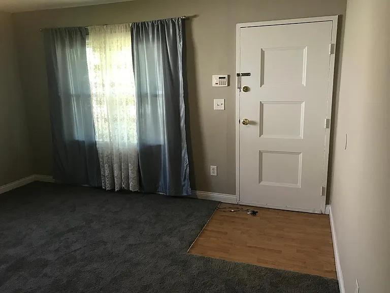 3351 Ainsworth Dr — Photo 5