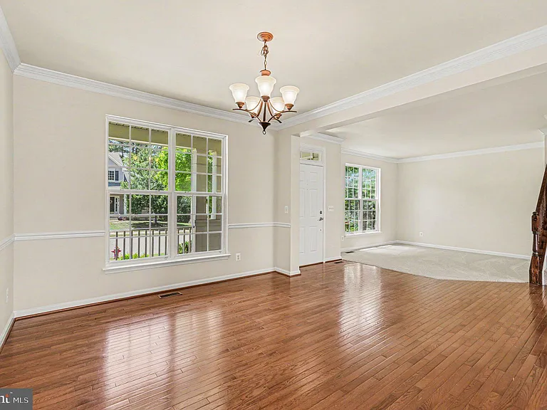 9709 Glenn Brooke Ct — Photo 6