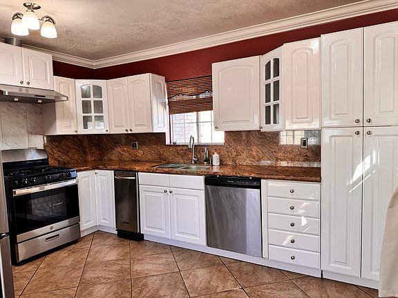 3rd image of 741 Brightview Dr