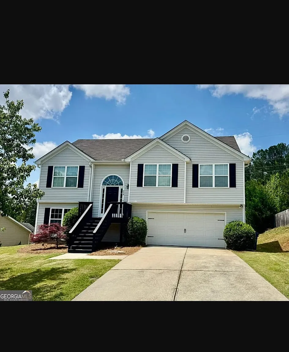 3 bed, 2138 sqft, $1,800 — Photo 1