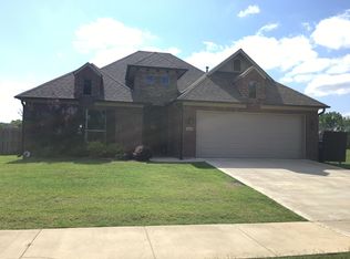 1905 Massee Gdns, Conway, AR 72034