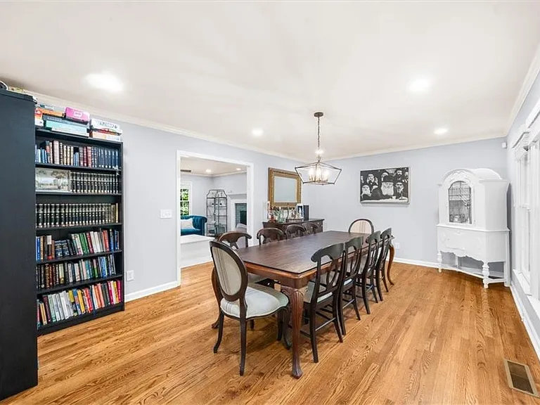 5667 Colton Dr — Photo 25