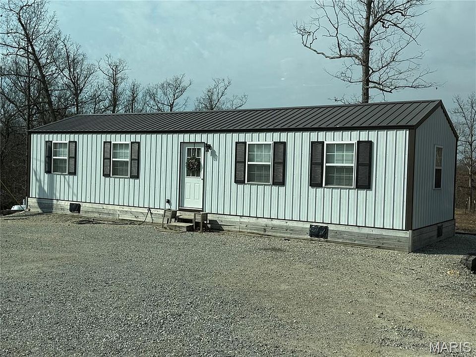 1st image of 18755 Monroe Dr