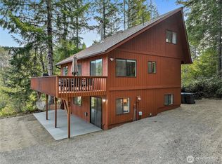 33 N Wood Duck Ct E, Hoodsport, WA