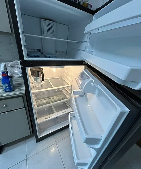 141 Grape St NE #10 — Photo 5