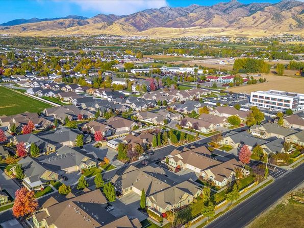 385 E 2280 N APT D, North Logan, UT 84341