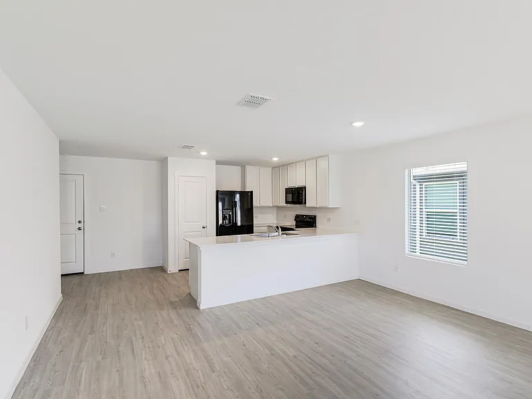 6744 Teal Cir — Photo 14