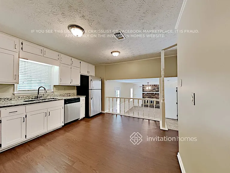 3248 Mountain Hollow Dr — Photo 9