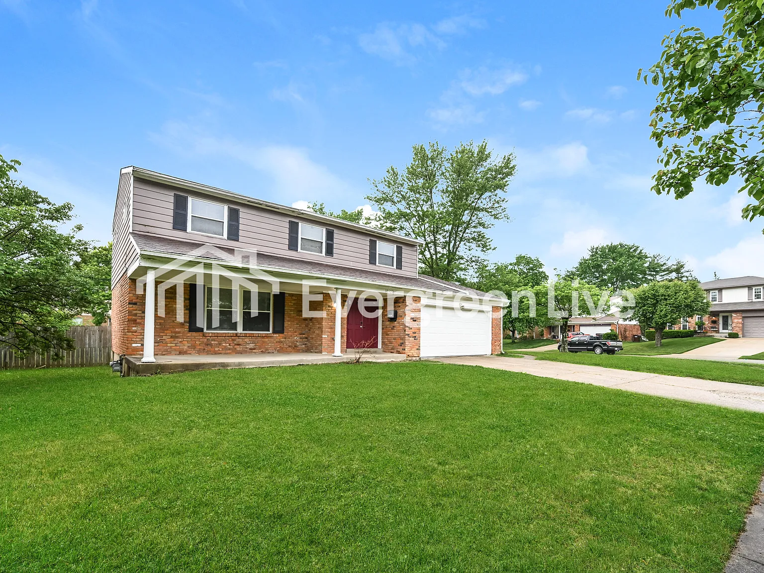 4 bed, 2.5 bath, 1964 sqft, $2,095 — Photo 2