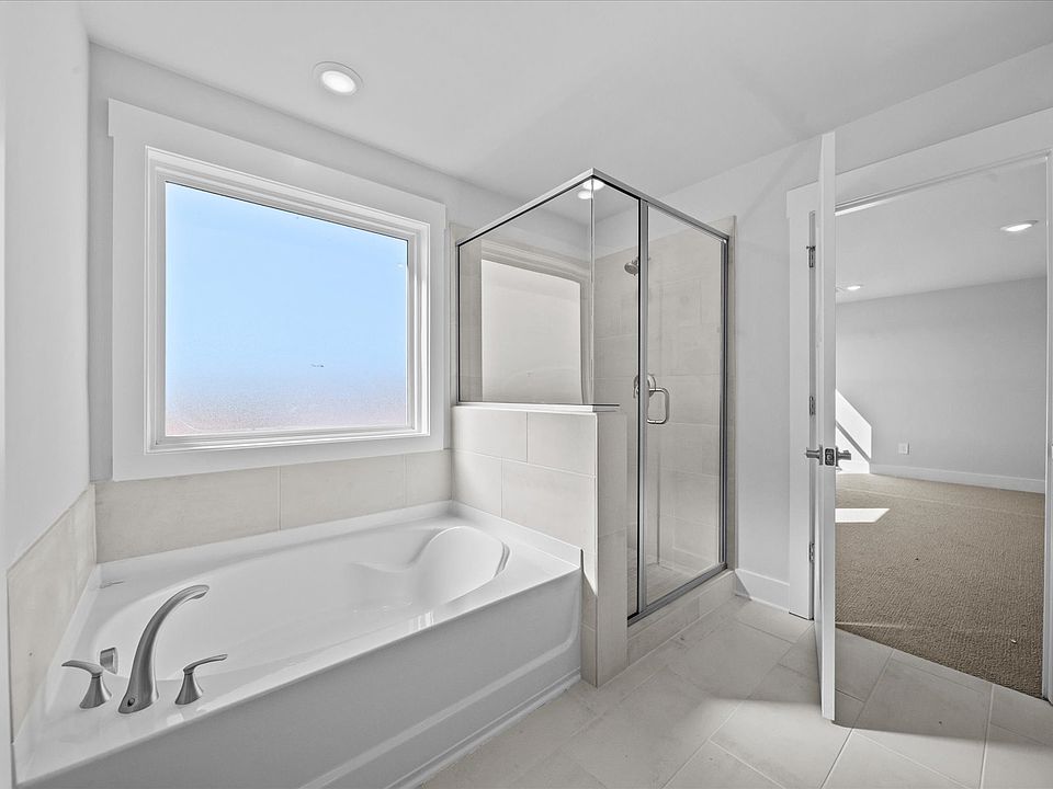 The Johnson floorplan modeled at Riverwood Farm.