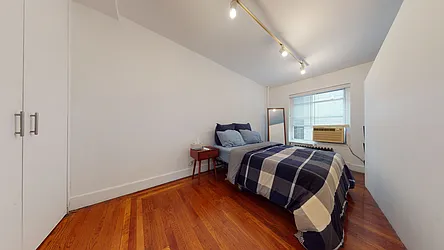 Rented by Bond New York