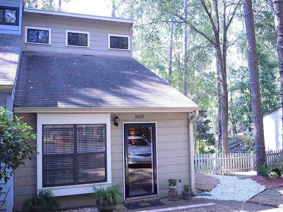 1st image of 3009 Rain Valley Cir #B