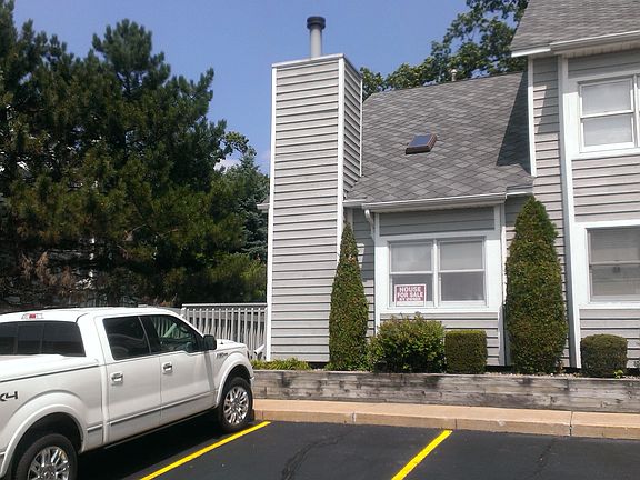 4th image of 1510 N Oak Hill Dr Unit K-1