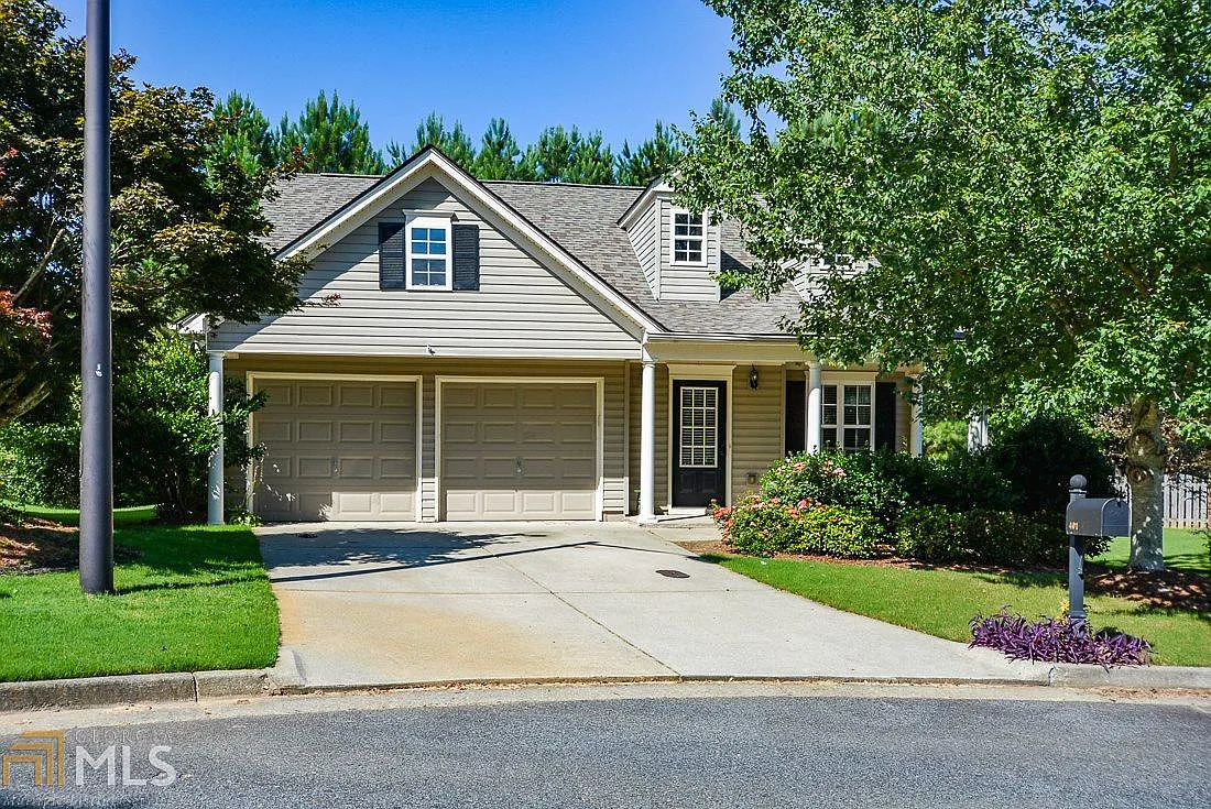 401 Redwood Trl photo 1