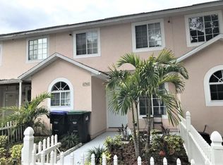 6740 Magnolia Pointe Cir, Orlando, FL 32810