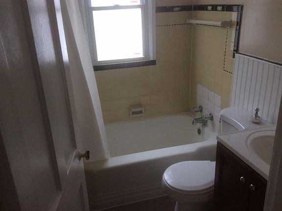 5th image of 7540 Mallard Dr