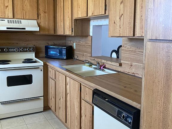 3rd image of 321 SE 3rd St APT 502