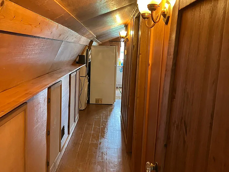 1081 Hale Rd — Photo 9