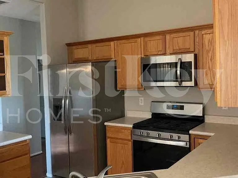 7718 W Sombrero View Ln — Photo 6