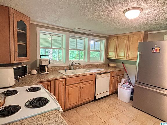 5th image of 235 Dooley Rd