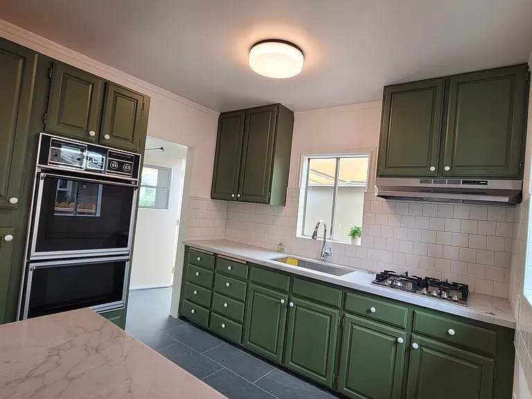 1911 Griffin Ave #1 — Photo 11