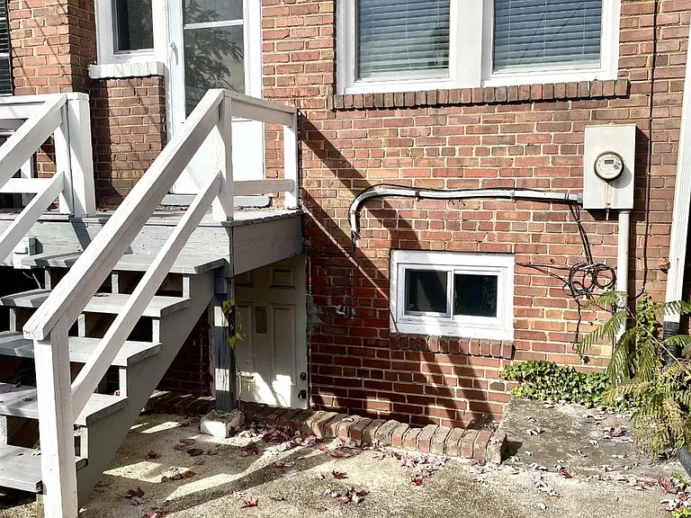 E Nelson Ave — Photo 19