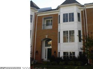 458 Belmont Bay Dr, Woodbridge, VA 22191