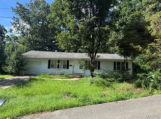 935 Pershing St, Poplar Bluff, MO 63901