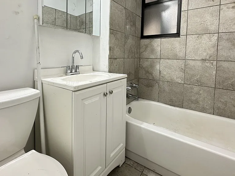 1321.5 W Estes Ave #94 — Photo 20