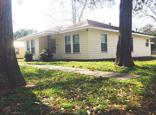 300 S Vernon St, Tomball, TX 77375