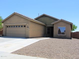 1003 S Throne Room St, Benson, AZ 85602