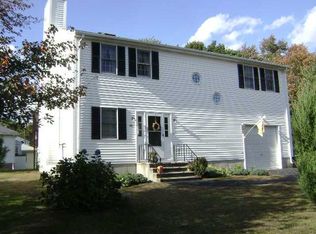25 Criterion Ave, Warwick, RI 02889