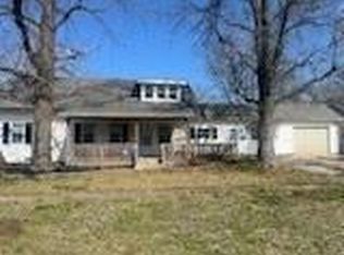 406 E 15th St, Baxter Springs, KS 66713